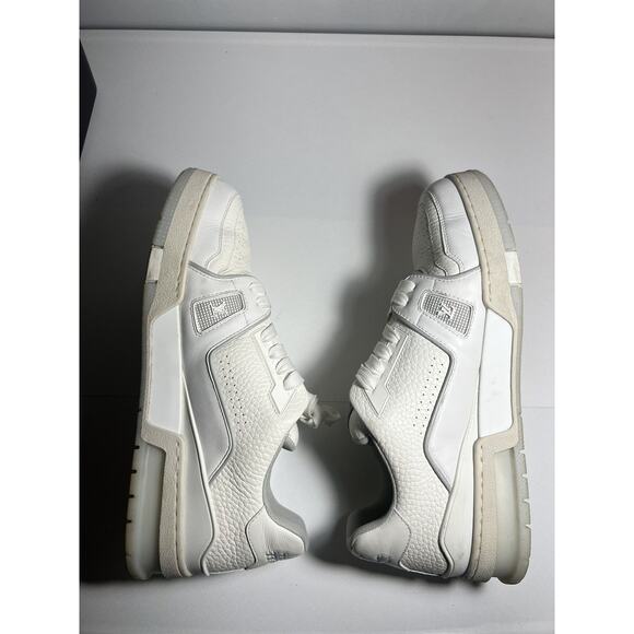 Louis Vuitton trainers - Picture 6 of 8